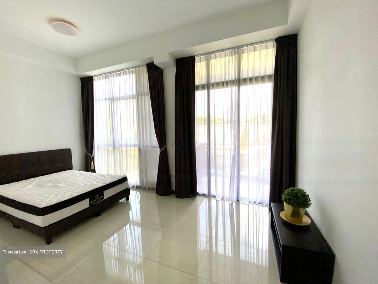Sims Urban Oasis (D14), Condominium #460372511